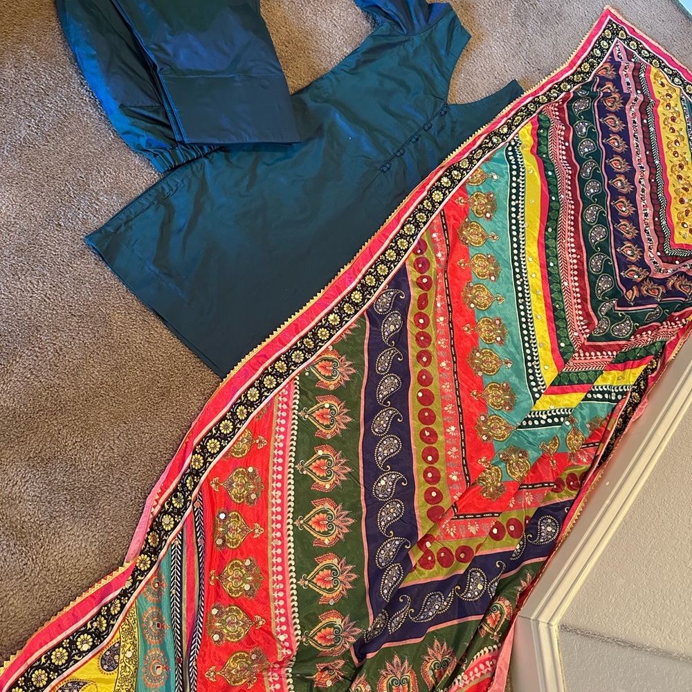 Colorful Patterned Women's Indian salwar suit 3 pieces